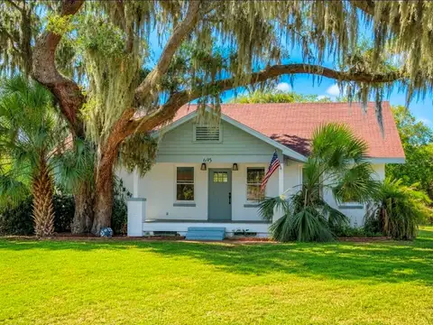 695 LYLE PKWY — home for sale