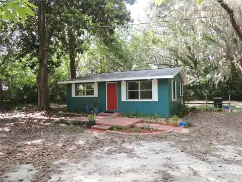1146 NE 2ND PL — home for sale