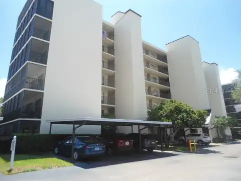 2700 COVE CAY DR #5D — home for sale