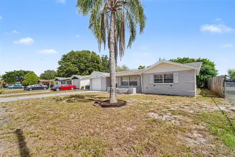 7520 CAMELOT RD — home for sale
