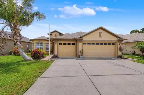 2811 RAVENDALE LN — home for sale