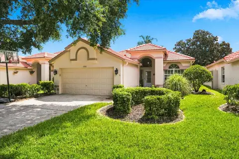 1333 LINDENWOOD DR — home for sale