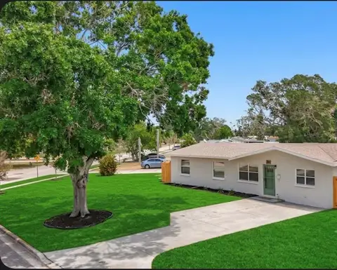 200 LEWIS BLVD SE — home for sale