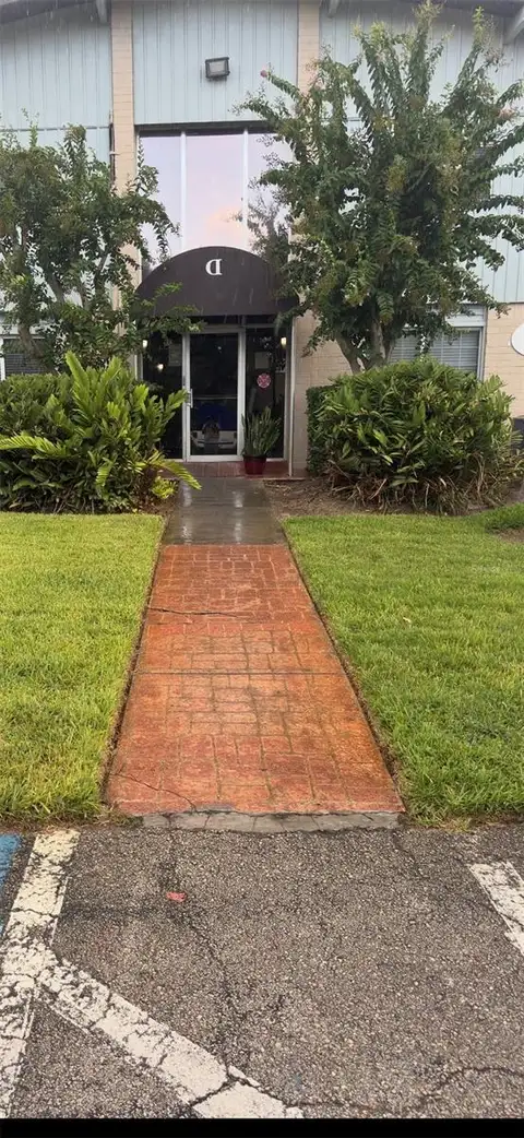 1695 LEE RD #D107 — home for sale