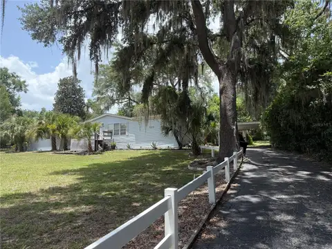 265 W MCCLENDON ST — home for sale