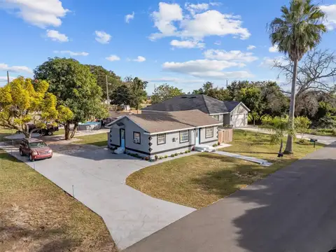 513 5TH ST — home for sale