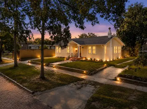 106 W COMANCHE AVE — home for sale