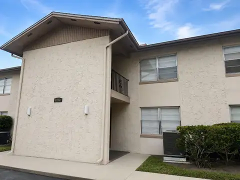 1912 HONOUR RD #1 — home for sale