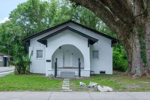 901 NW 3RD AVE — home for sale