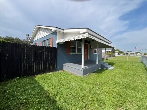 1206 E CANAL ST — home for sale