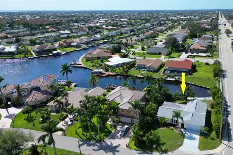 4800 SW 12TH PL — home for sale