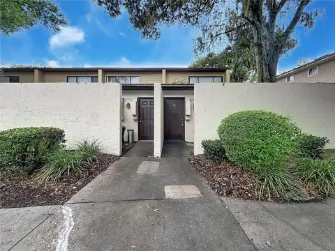 2508 SW 35TH PL #A6 — home for sale