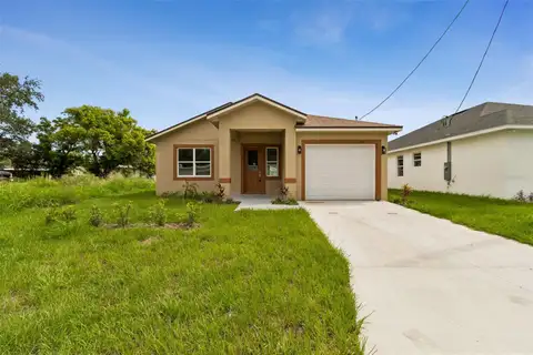 2523 AVENUE E SW — home for sale