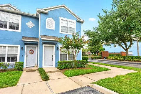 102 WILTON CIR — home for sale