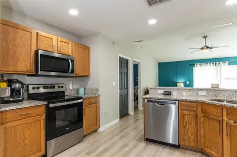 25 ROCKINGHAM LN — home for sale