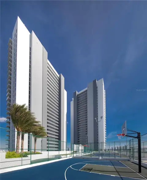 16385 BISCAYNE BLVD #305 — home for sale