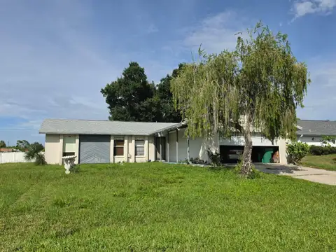 586 ALTOONA ST NW — home for sale