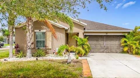 102 CASCADE BEND DR — home for sale