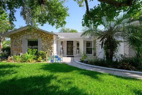 30 FERNHAM LN — home for sale