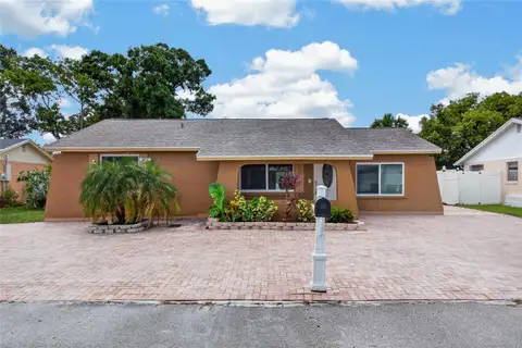 6711 GLEN FOREST CT — home for sale