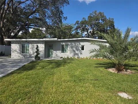 1911 W AMELIA ST — home for sale