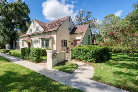 1216 GOLDEN LN — home for sale