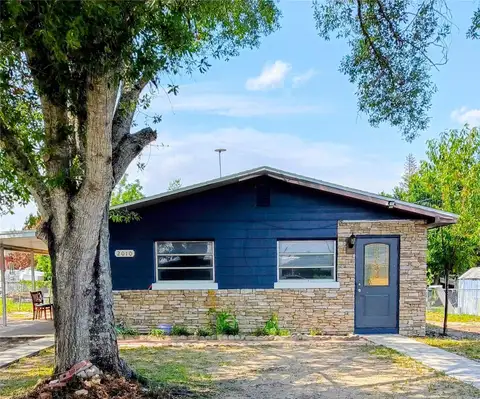 2010 PINE AVE — home for sale