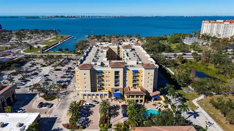 1064 N TAMIAMI TRL #1122 — home for sale