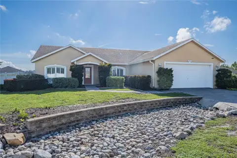 205 THOMAS CT — home for sale
