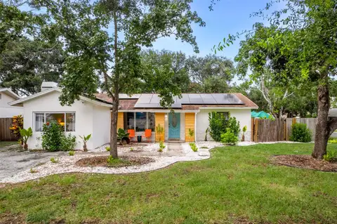 7957 COTTONWOODE DR — home for sale