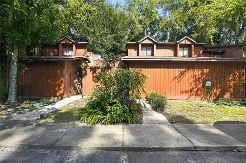 924 SW 57TH DR — home for sale