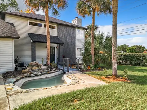 1040 WAVERLY DR — home for sale
