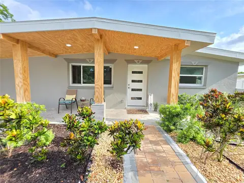 138 DAVISON AVE NE — home for sale