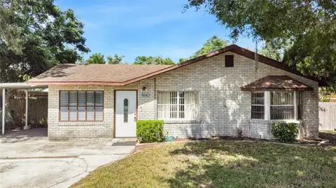 805 CENTER ST — home for sale