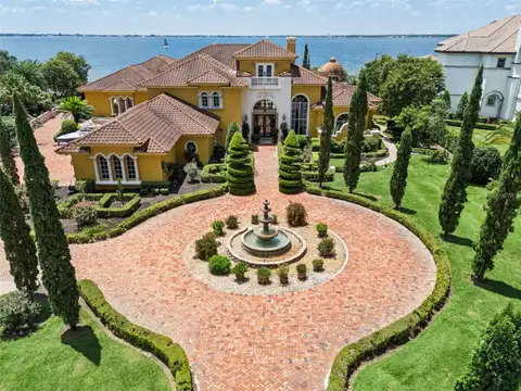 2961 LAKEVIEW DR — home for sale