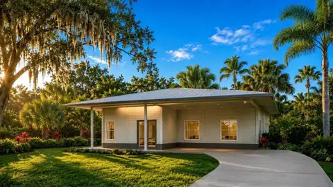 2377 CROCKETT ST — home for sale