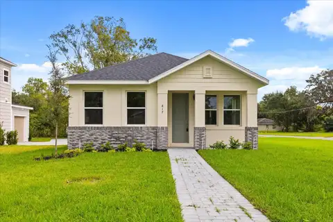 817 S LOCUST AVE — home for sale