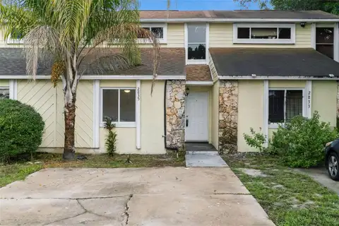2835 HUNT CLUB LN — home for sale