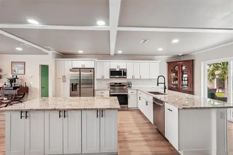 365 SHAMROCK BLVD — home for sale