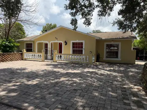 711 S EMORY AVE — home for sale