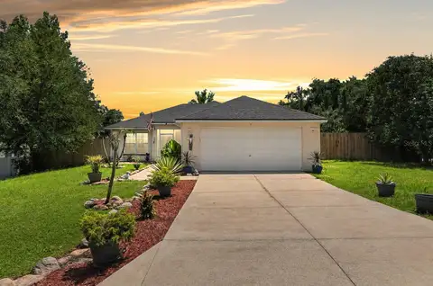 6 OAK CIRCLE CRSE — home for sale