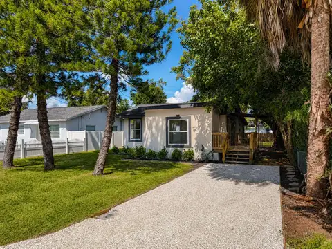 8713 N EDISON AVE — home for sale