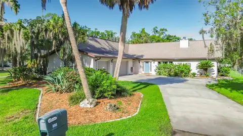 536 NW 9TH AVE — home for sale