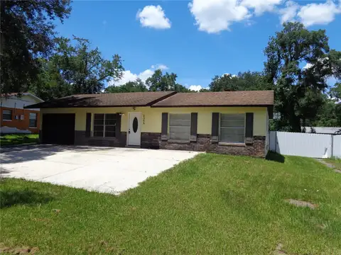 2305 NE 38TH ST — home for sale