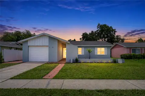 613 5TH AVE SE — home for sale