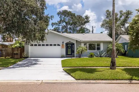 5711 VENETIAN BLVD NE — home for sale