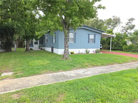 102 BAREFOOT TRL — home for sale