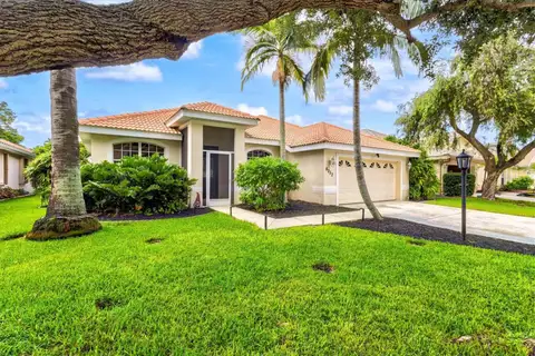 6252 DONNINGTON CT — home for sale