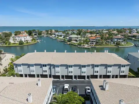 521 PINELLAS BAYWAY S #105 — home for sale