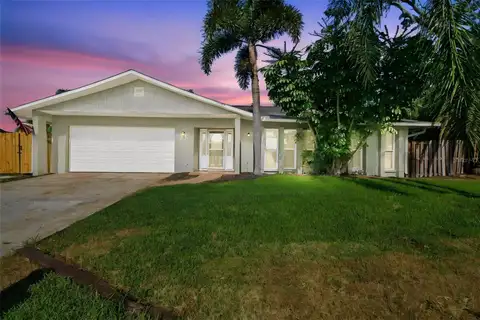 527 WAYFARER DR — home for sale